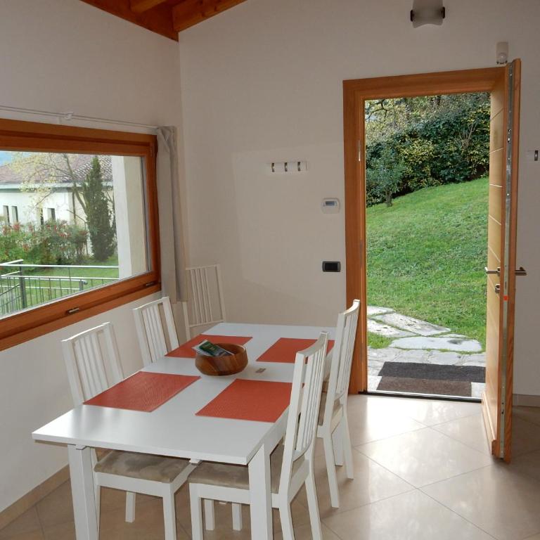Villa Primula - Appartamento con Vasca Idromassaggio e Vista Lago - 43