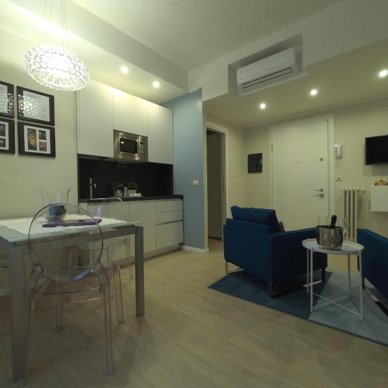 Parma City Centre Holiday House - Two-Bedroom Apartment - 2