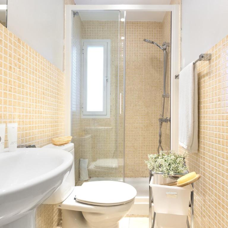 Carretas Apartments - Two-Bedroom Apartment (5 Adults) - 11