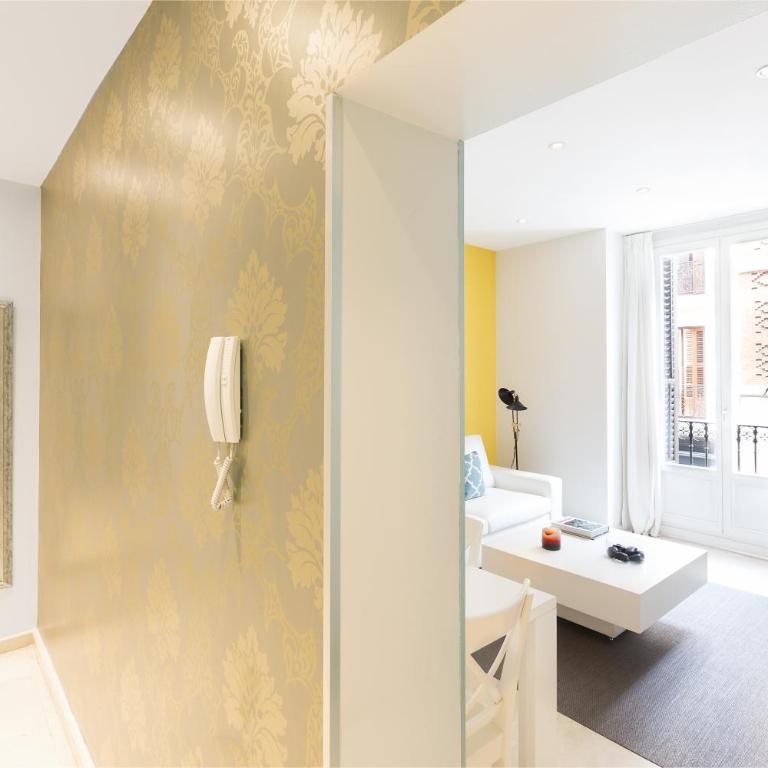 Carretas Apartments - Two-Bedroom Apartment (6 Adults) - 3