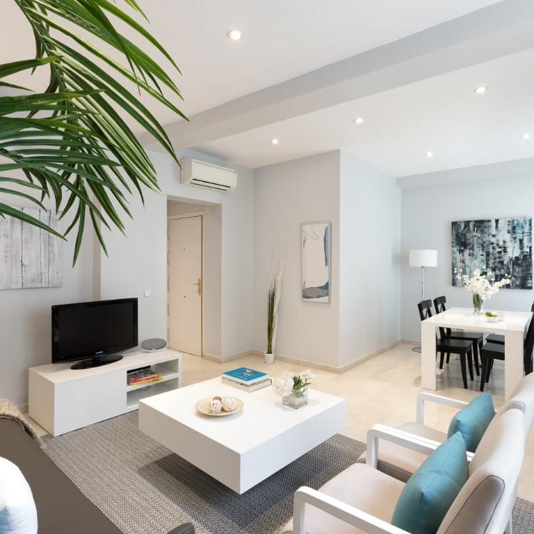 Carretas Apartments - Two-Bedroom Apartment (5 Adults) - 15