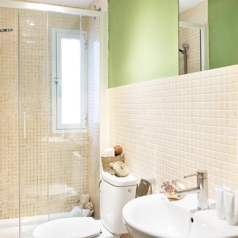 Carretas Apartments - Two-Bedroom Apartment (6 Adults) - 6