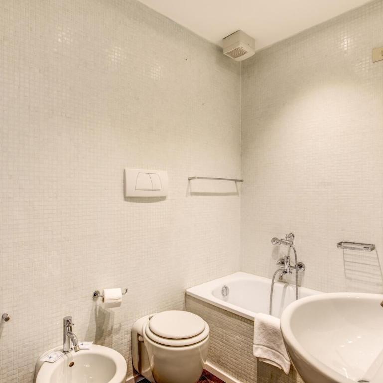Piazza Farnese exclusive view 2 bedroom en suite - Appartamento con 2 Camere da Letto - 13