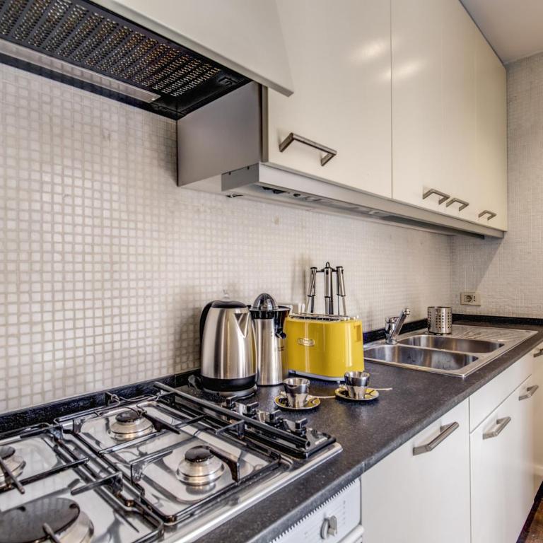 Piazza Farnese exclusive view 2 bedroom en suite - Appartamento con 2 Camere da Letto - 26