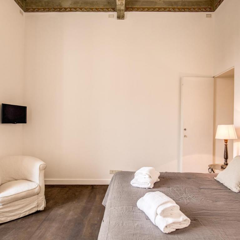 Piazza Farnese exclusive view 2 bedroom en suite - Appartamento con 2 Camere da Letto - 40
