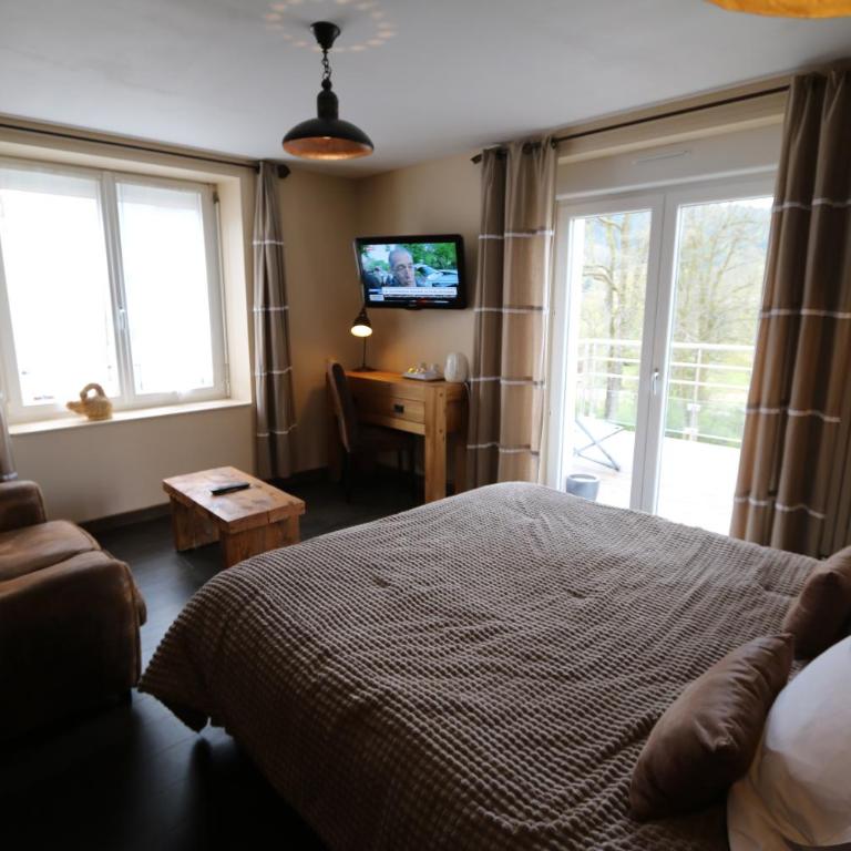 Les Loges Du Parc - Junior Suite avec Baignoire d’Hydromassage - Vue sur Parc - Sidonie - 2