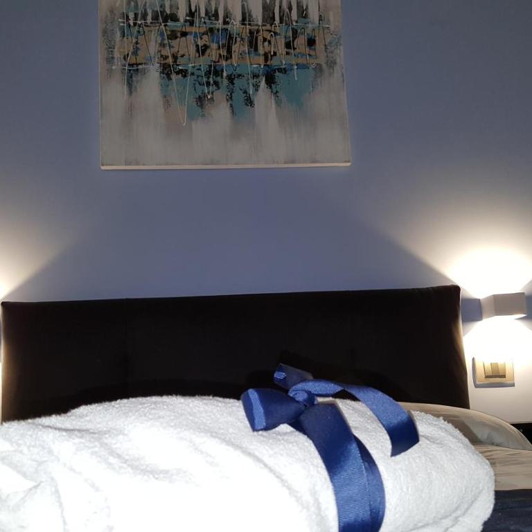 La Lira - Single Room with Private Bathroom and Balcony - 3