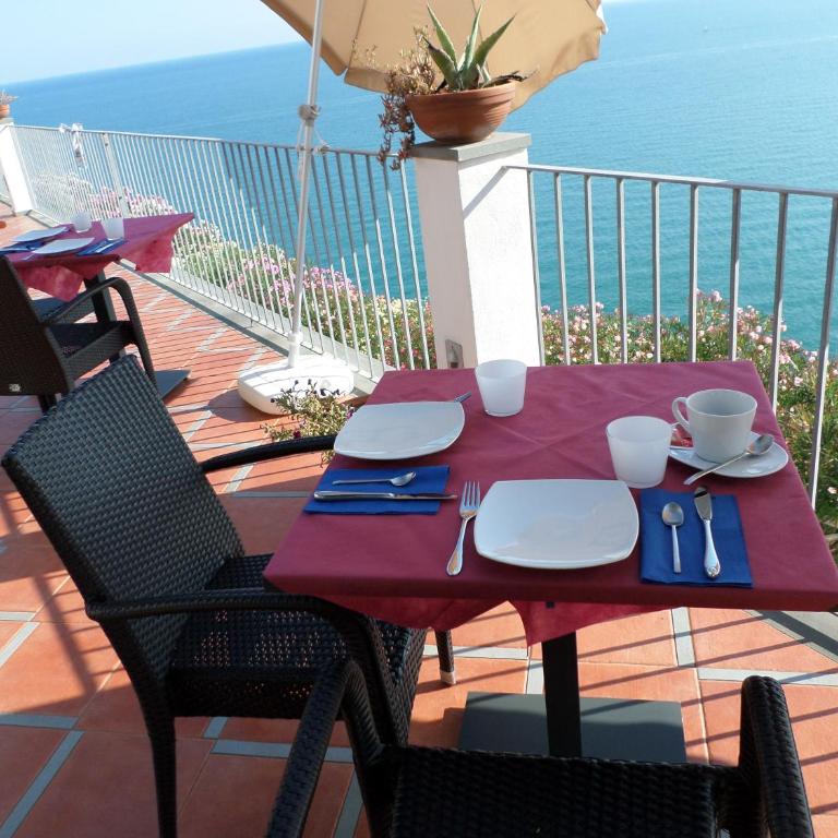 Baia Scirocco Bed and Breakfast - Camera Matrimoniale Standard - 10