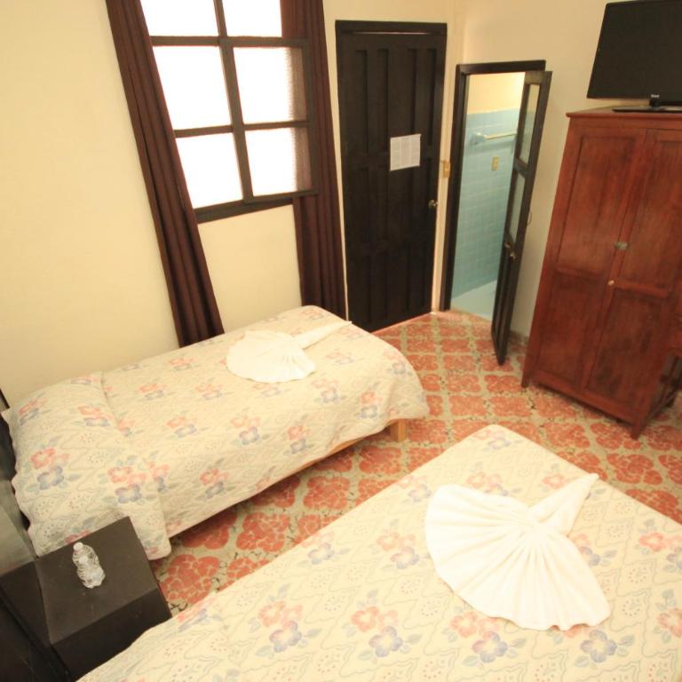 Hotel San Martin - Twin Room - 5
