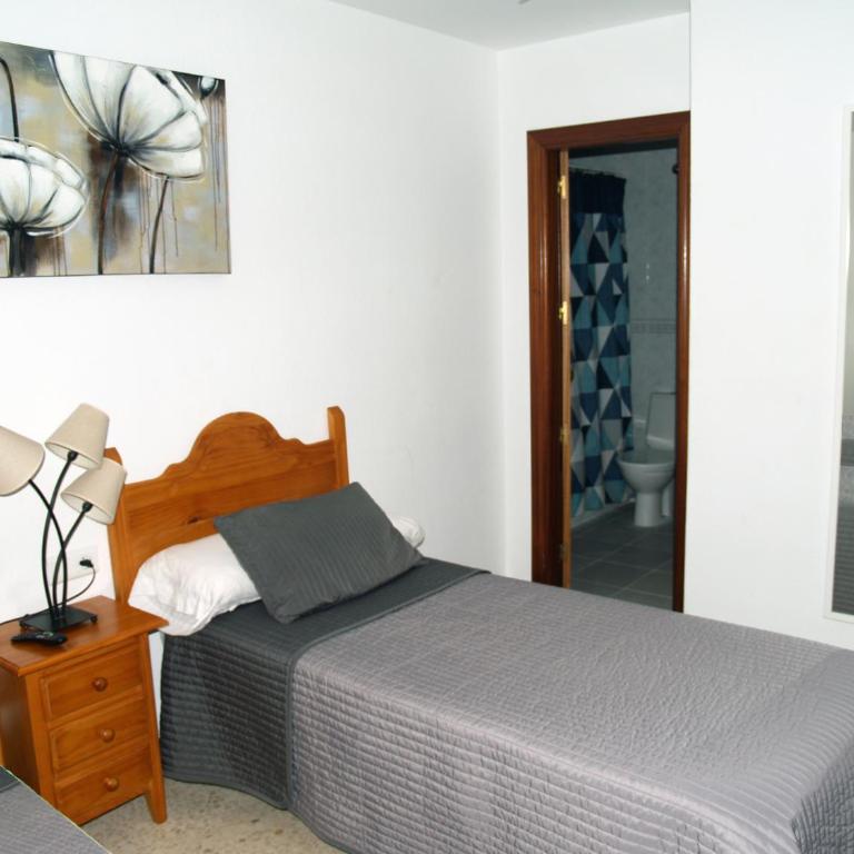 Hostal Gonzalez - Habitación Doble - 1 o 2 camas - 7