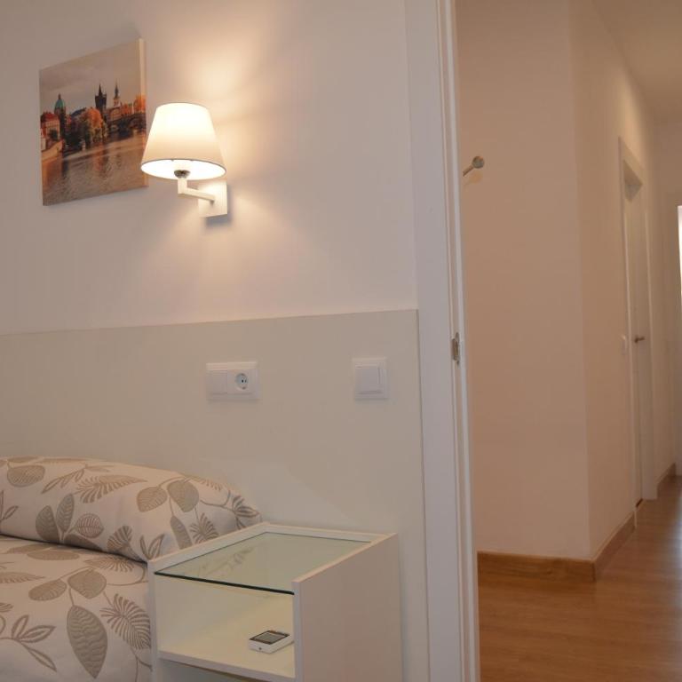 ApartSuits Tarragona Rambla Nova 24 - Apartamento con balcón - 5