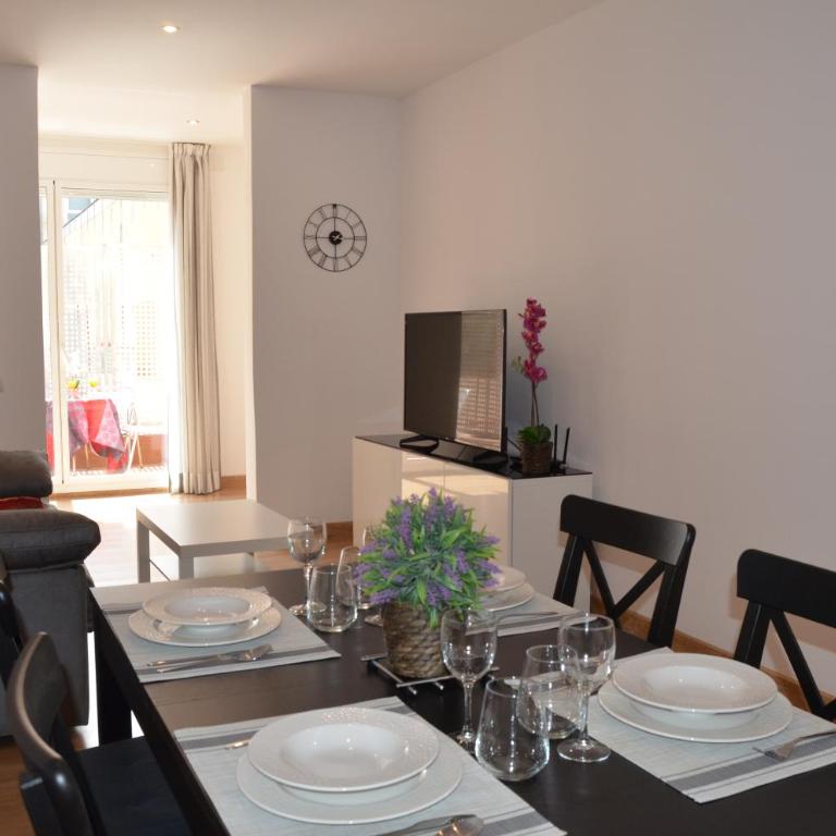 ApartSuits Tarragona Rambla Nova 24 - Apartamento con balcón - 2