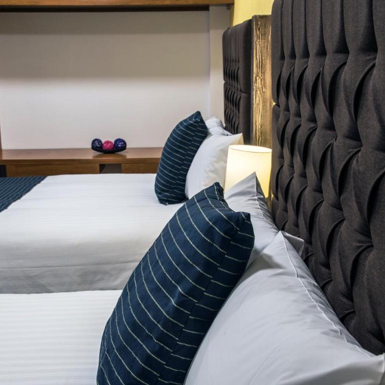 Hotel Casa Aurora - Queen Room with Two Queen Beds - 5