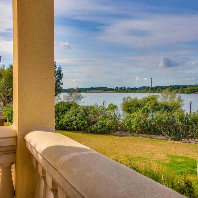 Villa Marcos Lago Esperanza - Casa - 12