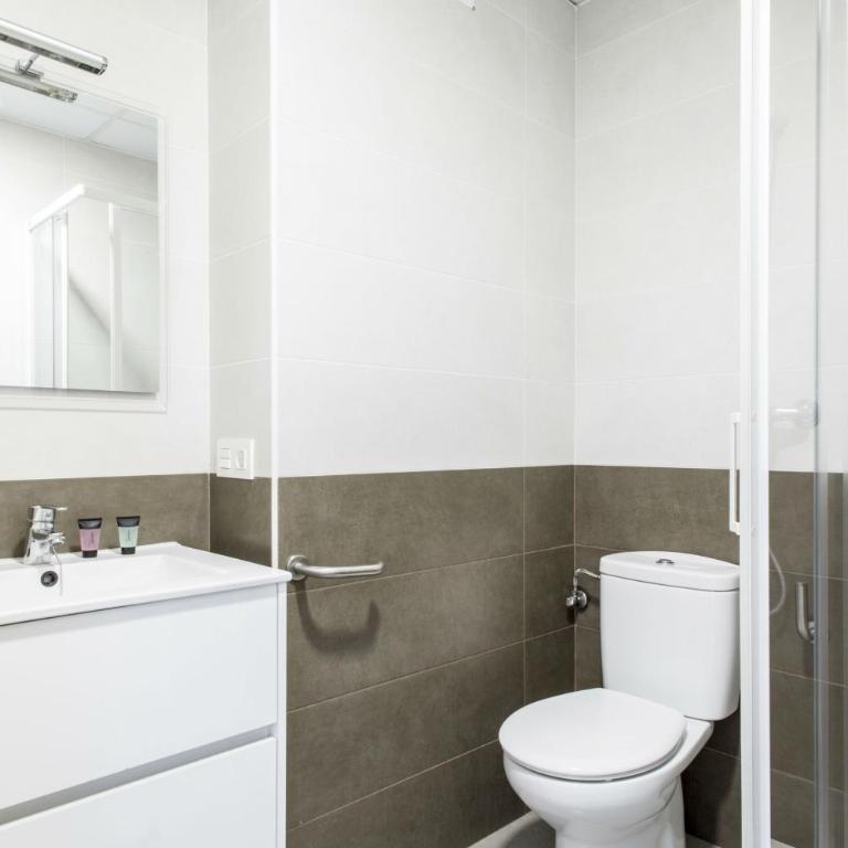 Residencia Universitaria Resa Los Abedules - Estudio con 2 camas individuales - 3