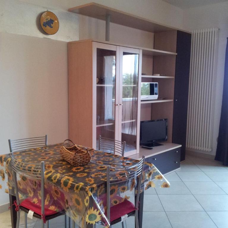Residence La Madonnina - Appartamento B29 con 1 Camera da Letto, Balcone e Vista Lago - 12