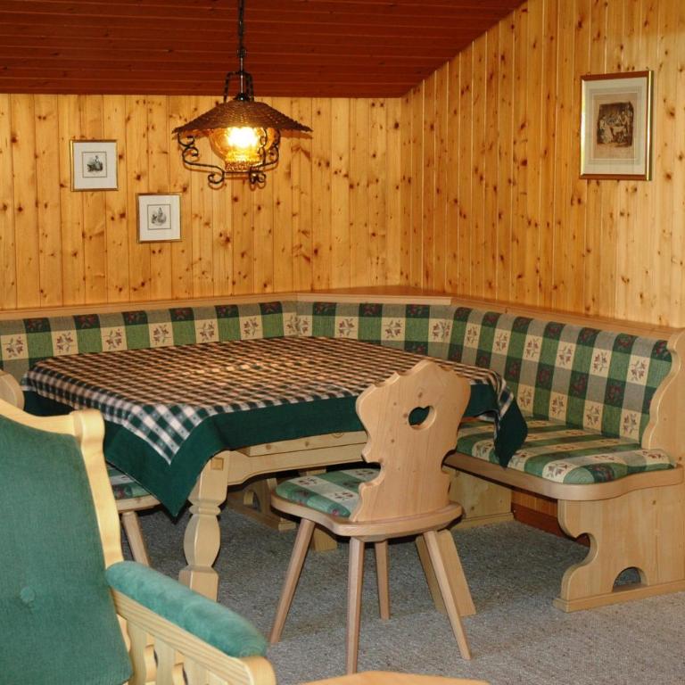 Ferienwohnung Uf dr Liwwi - Apartment mit 2 Schlafzimmern (2-4 Erwachsene) - 2