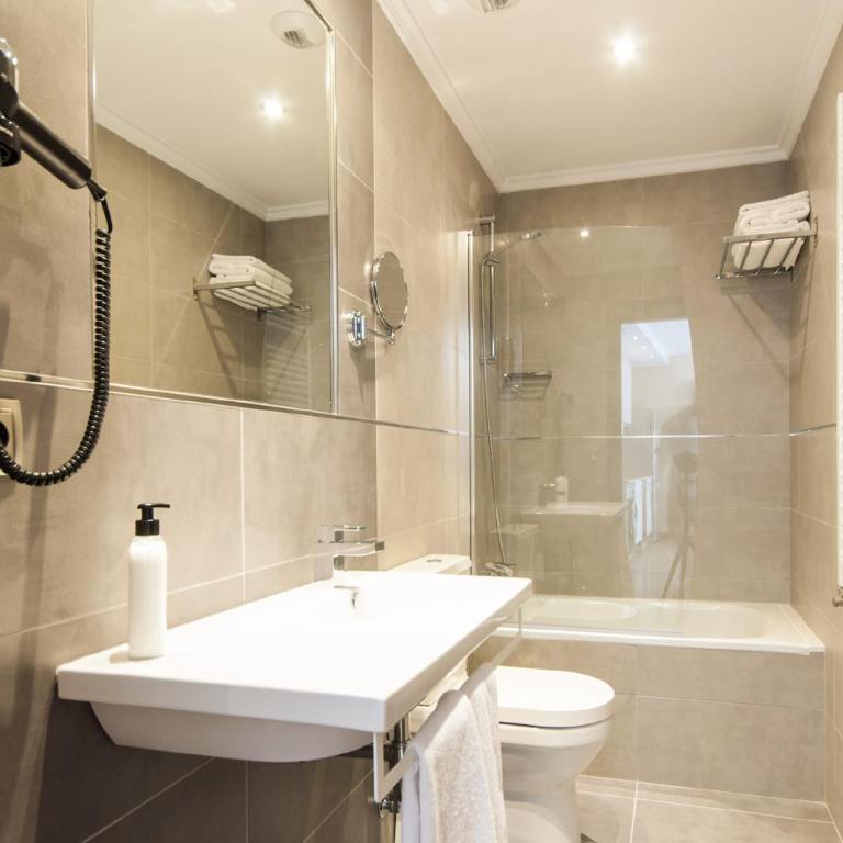 Apartamentos Turísticos Llanes - One-Bedroom Apartment - 16