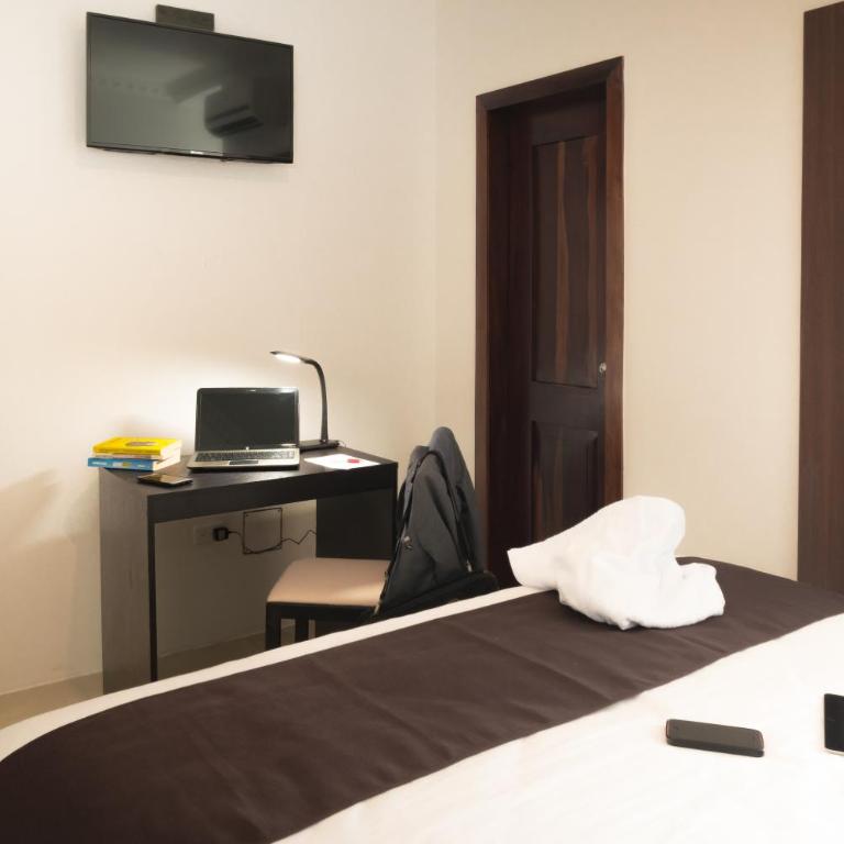 Hotel La Ría Playas - Habitación con cama grande - 4