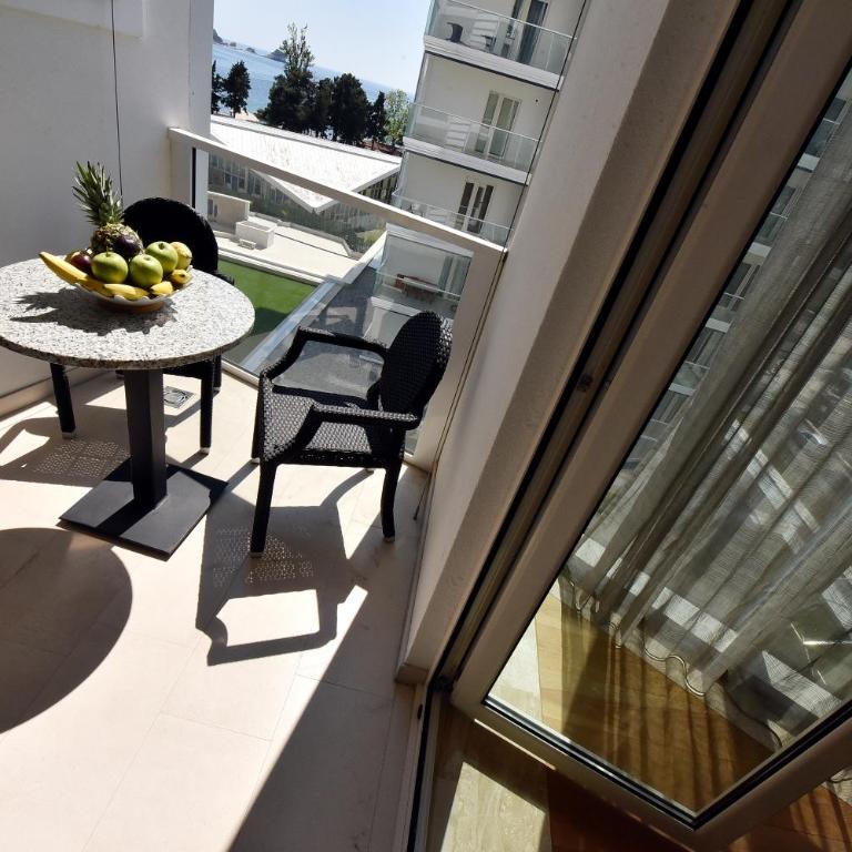 Luxury Apartments Mia - Porodični Apartman sa 2 Spavaće Sobe, Terasom i Pogledom na More - 10