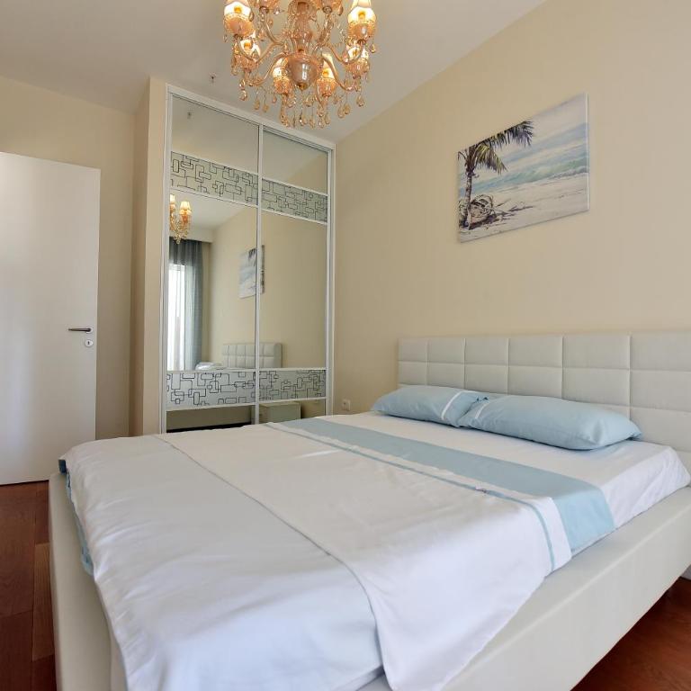Luxury Apartments Mia - Porodični Apartman sa 2 Spavaće Sobe, Terasom i Pogledom na More - 14