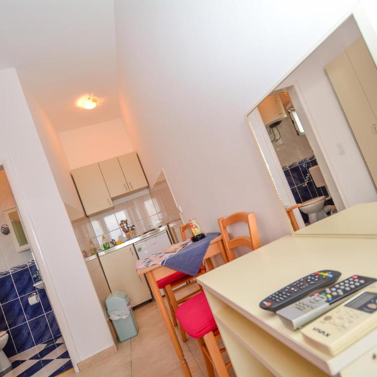 Apartments Kristina Jaz Budva - Studio Apartment with Sea View - 11