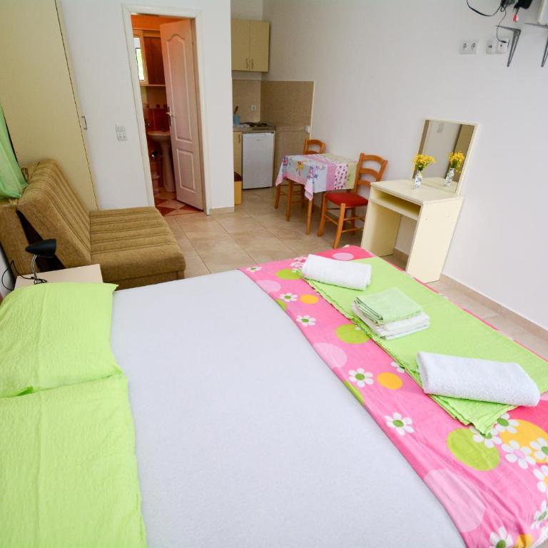 Apartments Kristina Jaz Budva - Studio Apartment - 17