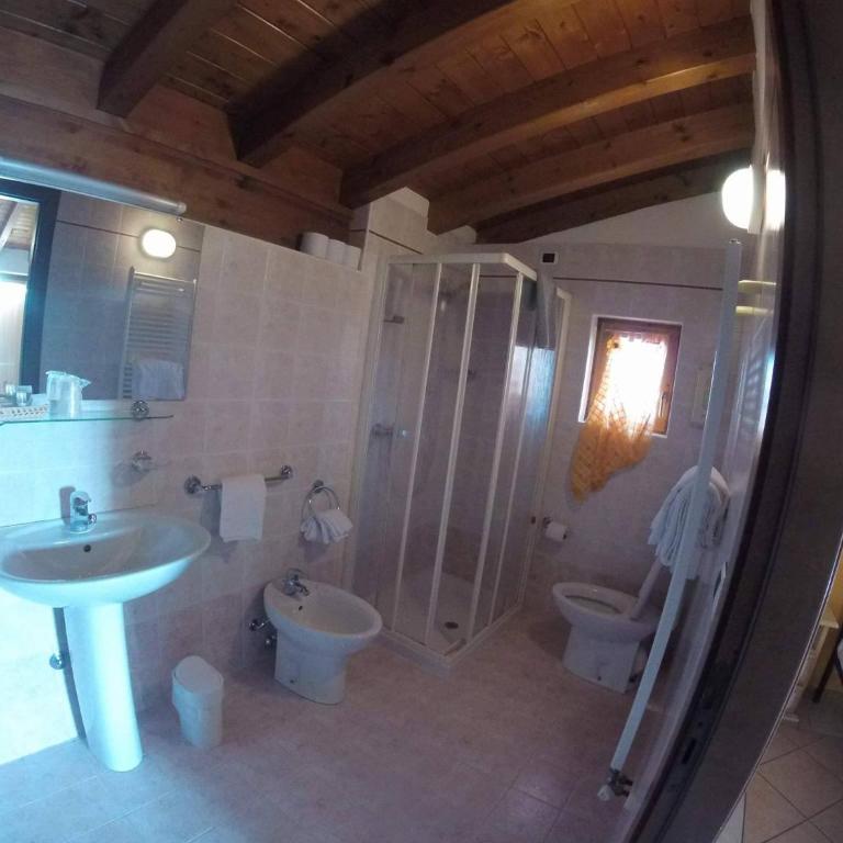 Agriturismo Costadoro - Camera Matrimoniale/Doppia con Letti Singoli - 1