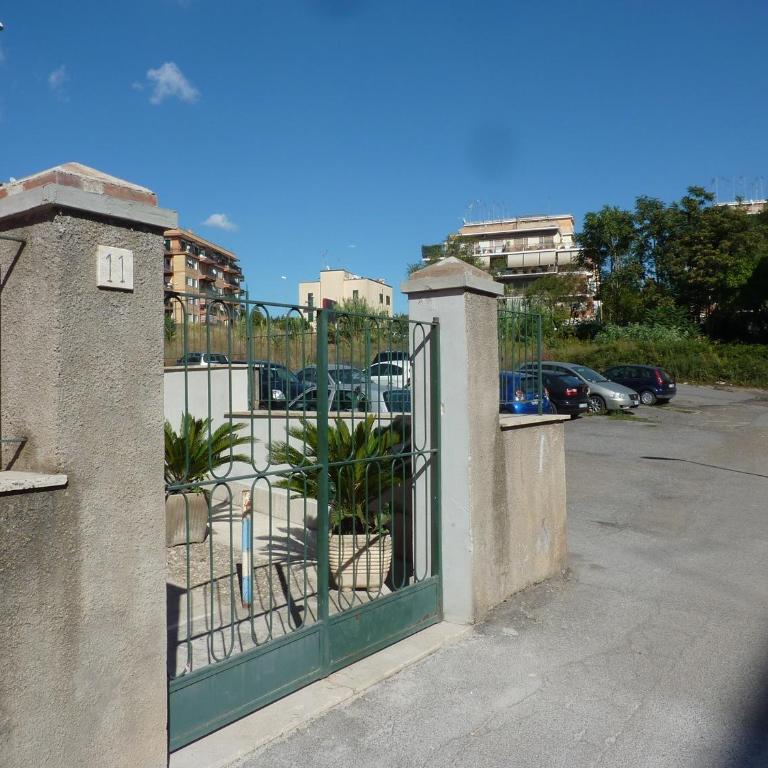 Tommy Guest House Roma - Apartment with Terrace - 15