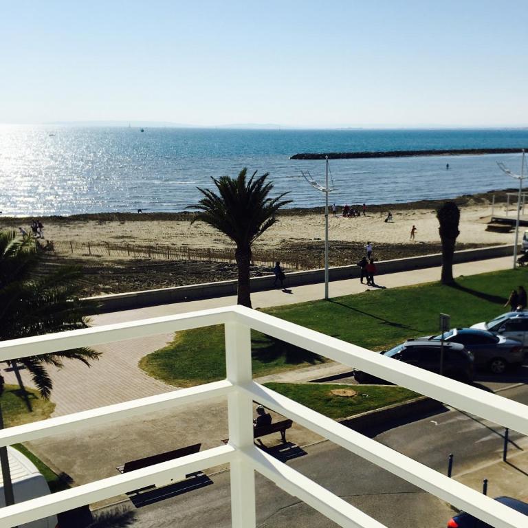 Hôtel Café Miramar - Chambre Lit Queen-Size - Vue sur Mer - 8