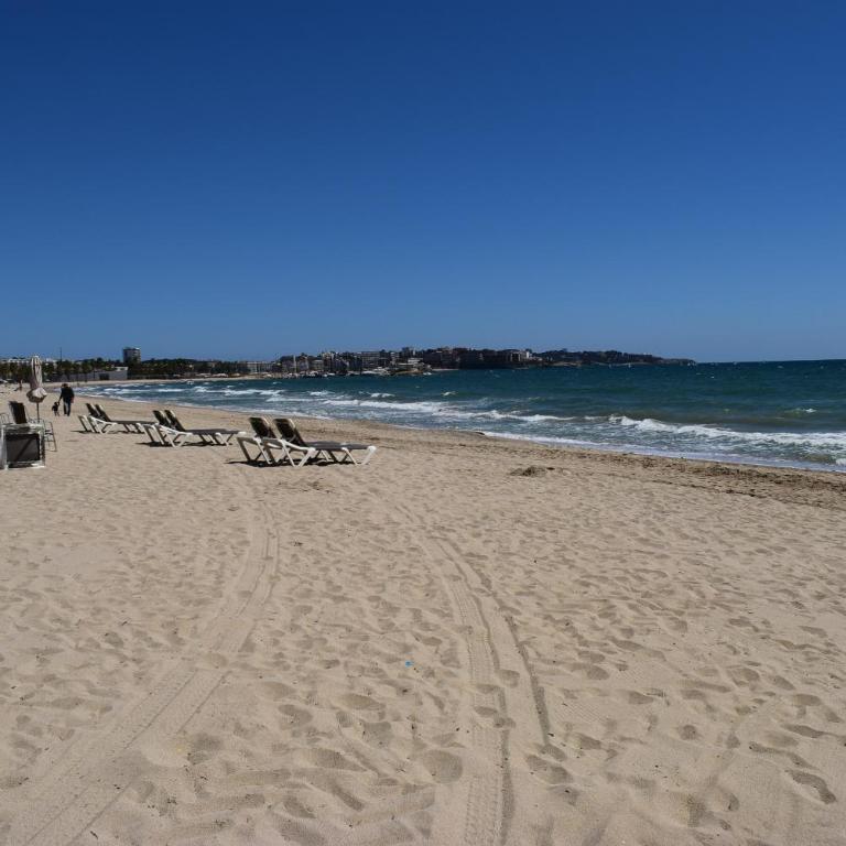 DIFFERENTFLATS Morsa - Apartamento de 2 dormitorios con vistas al mar - 11