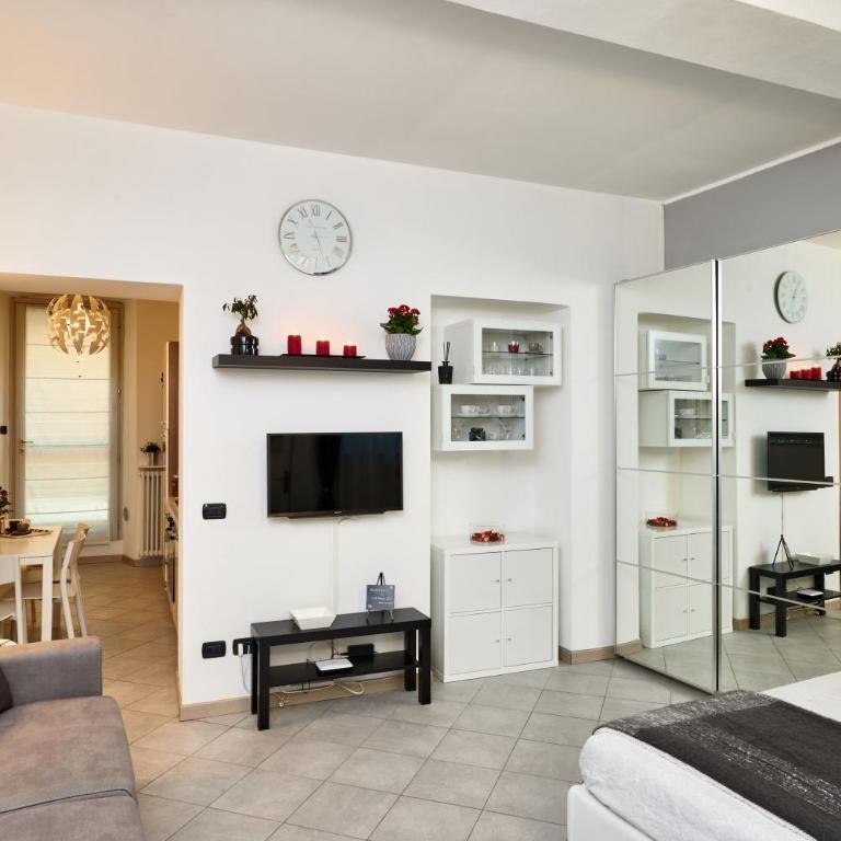 Le Mura di Como con parcheggio - Vacation Home - 13