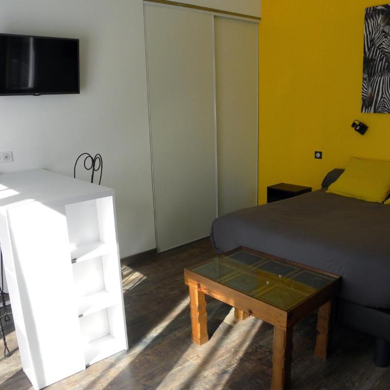 Villa Mogador Piscine et Balnéo - Chambre Double avec Baignoire Spa - 15