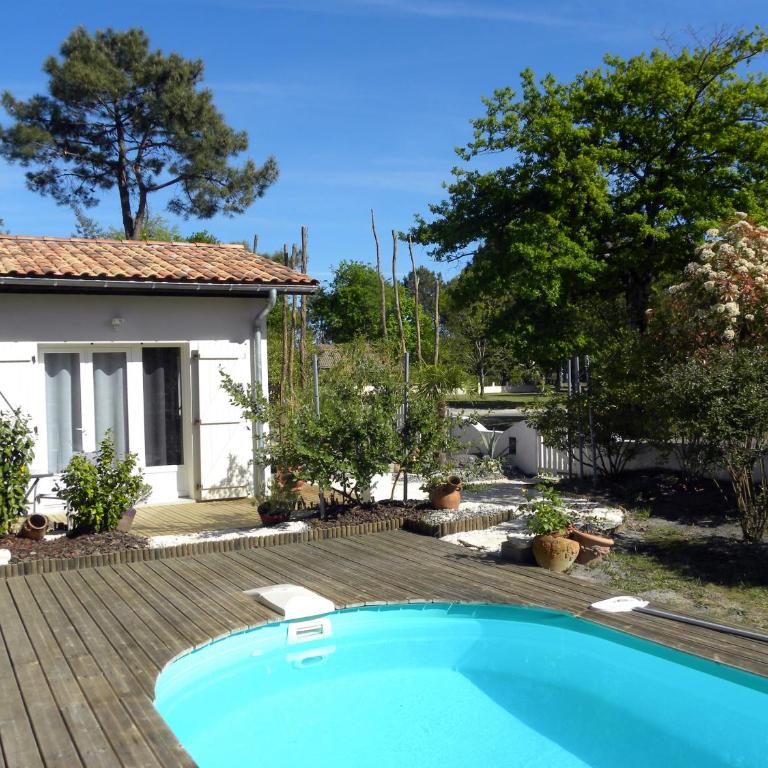 Villa Mogador Piscine et Balnéo - Chambre Double avec Baignoire Spa - 14