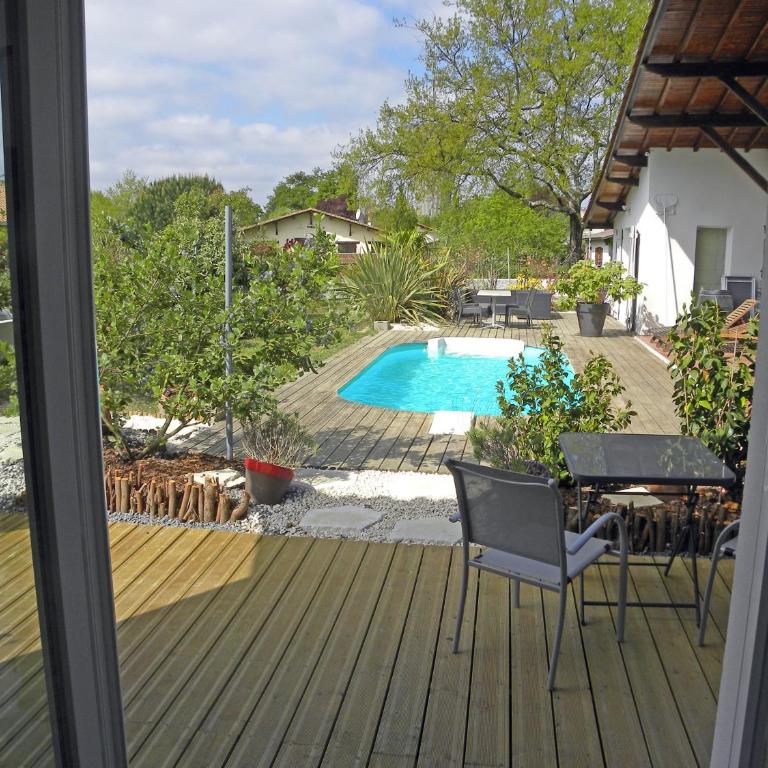 Villa Mogador Piscine et Balnéo - Chambre Double avec Baignoire Spa - 10