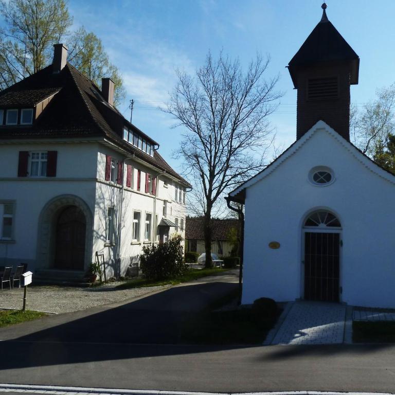 Altes Schulhaus - Apartment mit 4 Schlafzimmern - 1