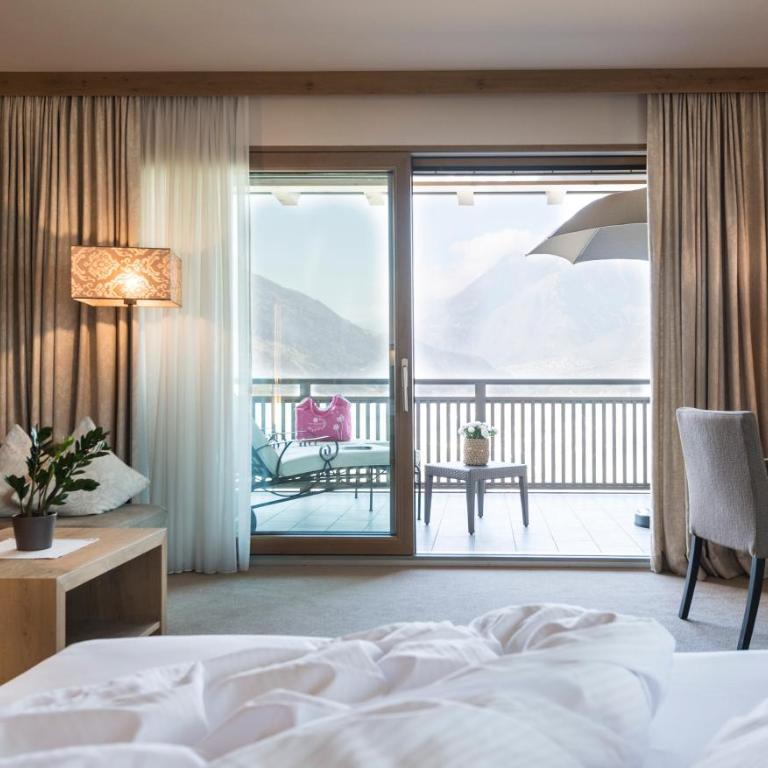 Hotel Sonnbichl - Superior Suite mit Kingsize-Bett - 3