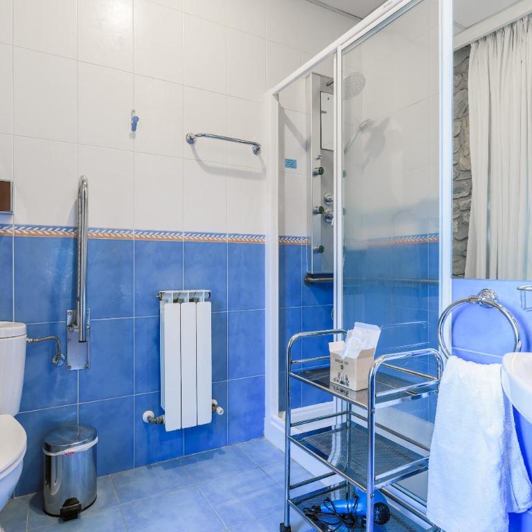 Pensión Ab Domini - Habitación Doble con balcón y baño privado - 9
