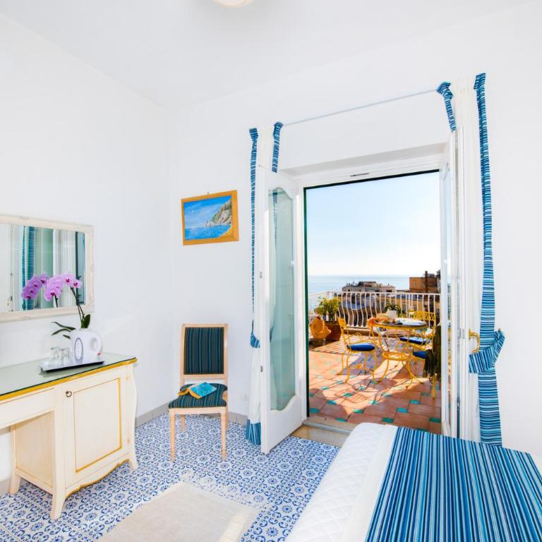 Hotel Villa Delle Palme in Positano - Camera Matrimoniale Deluxe - 24