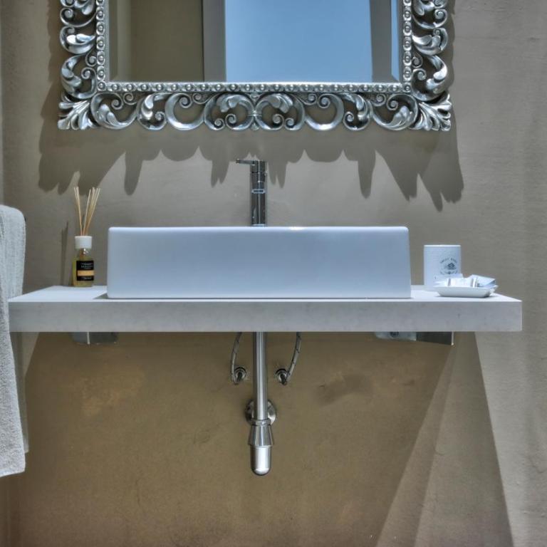 Suite Charme Experience - Camera Matrimoniale Standard - 11