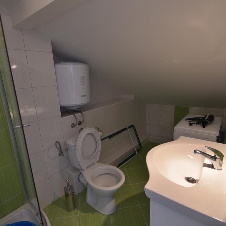 Apartmani Centar Igalo - Apartment with Sea View - Attic A6 - 5