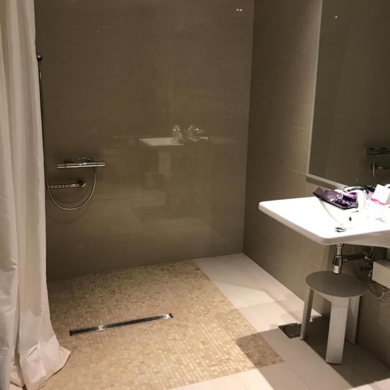 Dña Monse Hotel Spa & Golf - Habitación adaptada para personas con movilidad reducida - Cama grande - 1