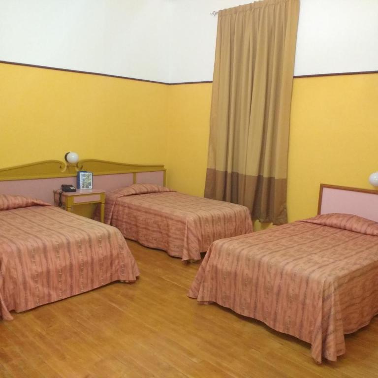 Hotel Isabel - Habitación Triple - 17