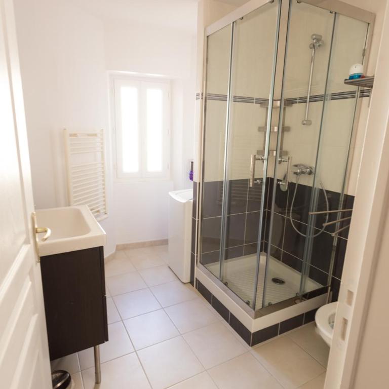 Appartement spacieux Rochereau - Apartamento de 1 dormitorio - 9