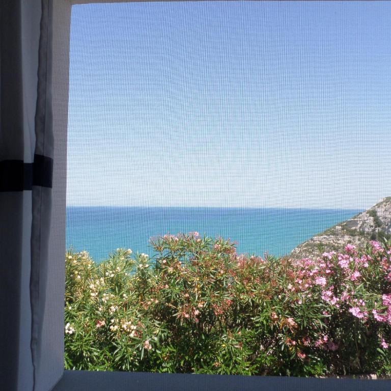 Baia Scirocco Bed and Breakfast - Ampia Camera Matrimoniale - 5