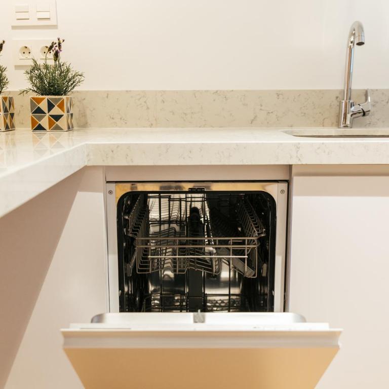 The Lucky Flats - Liorna - Deluxe Apartment - 4
