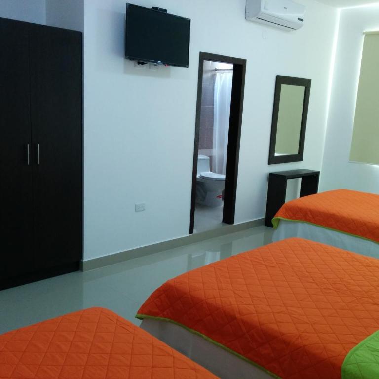 Manta Airport Hotel - Habitación Triple con baño privado - 3
