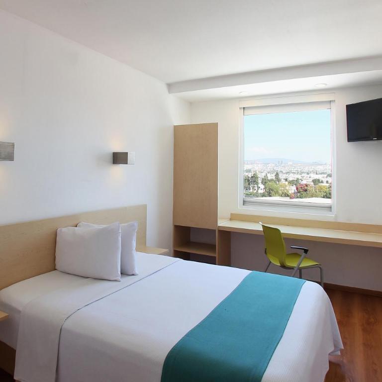 One Queretaro Plaza Galerias - Superior Queen Room - 4