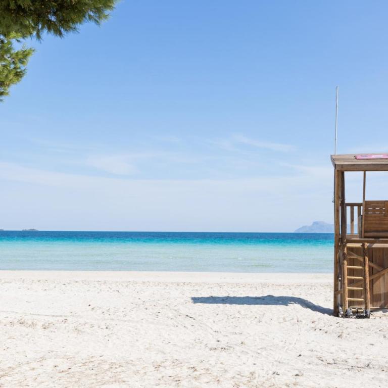 Pinya - Three-Bedroom Villa - 20