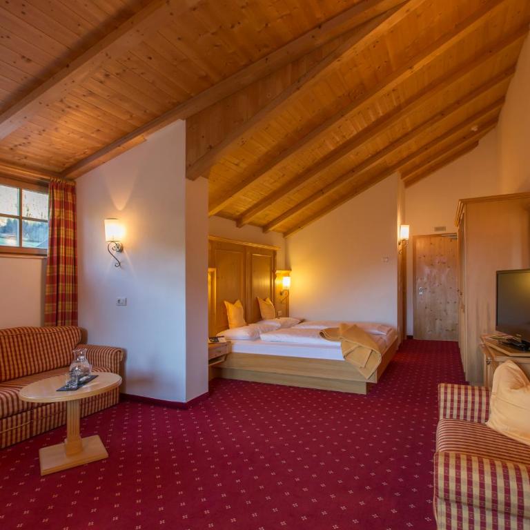 Berghotel Johanneshof - Familienzimmer mit Balkon - 4